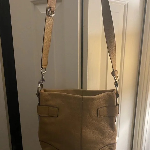 Coach Carmel Leather Zipper Duffle Crossbody Bag Vintage - Picture 6 of 12